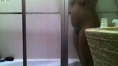 Curvy indian stepmom spied in the shower - drtuber - India
