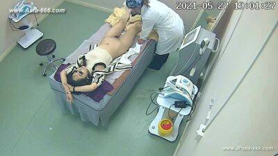 Peeping Hospital patient.16 - hclips