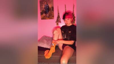 Manicpixiedreamgirlx Wouldn T A Foot Job Feel Great Right Now - hclips