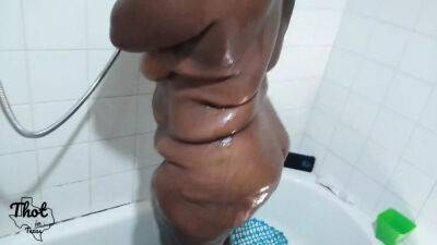 "Legs and Feet in Shower Before Blowjob" - sunporno.com