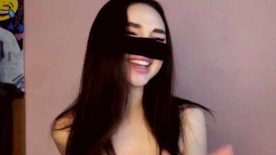 Hot Busty Webcam Babe Masturbate Solo - drtuber