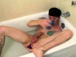 Shane - Shane Jerks Off In Tub - drtuber