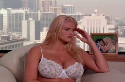 Nicole - Ana Nicole Smith HD - xdtube.co
