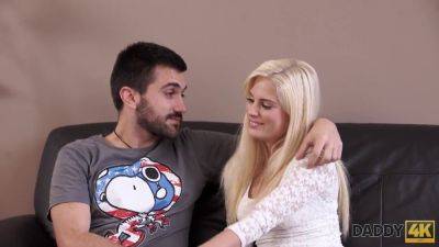 Candee Licious chooses a experienced dude for her sweet boyfriend's pleasure - sexu.com