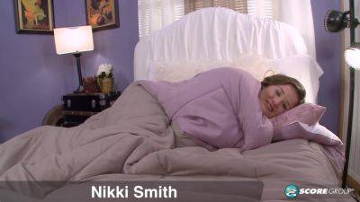 Nikki - Nikki Smith: Your Curvy Living Doll - hotmovs.com
